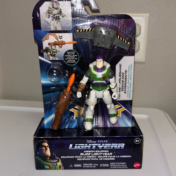 Disney Pixar Lightyear Mission Equipped Buzz Lightyear 5 Inch Action Figure, NEW - Picture 1 of 5